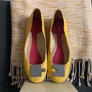 Kate Spade Silver Puzzle Flats Size 9